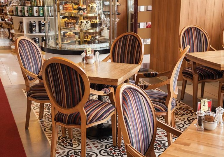 Choosing a Bar Stool for Your Cafe or Bar
